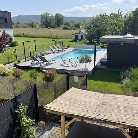 Appart-Hotel N 3 Avec Terrasse, Piscine, Petit-Dejeuner Et Parking Prive Chouzelot Kültér fotó