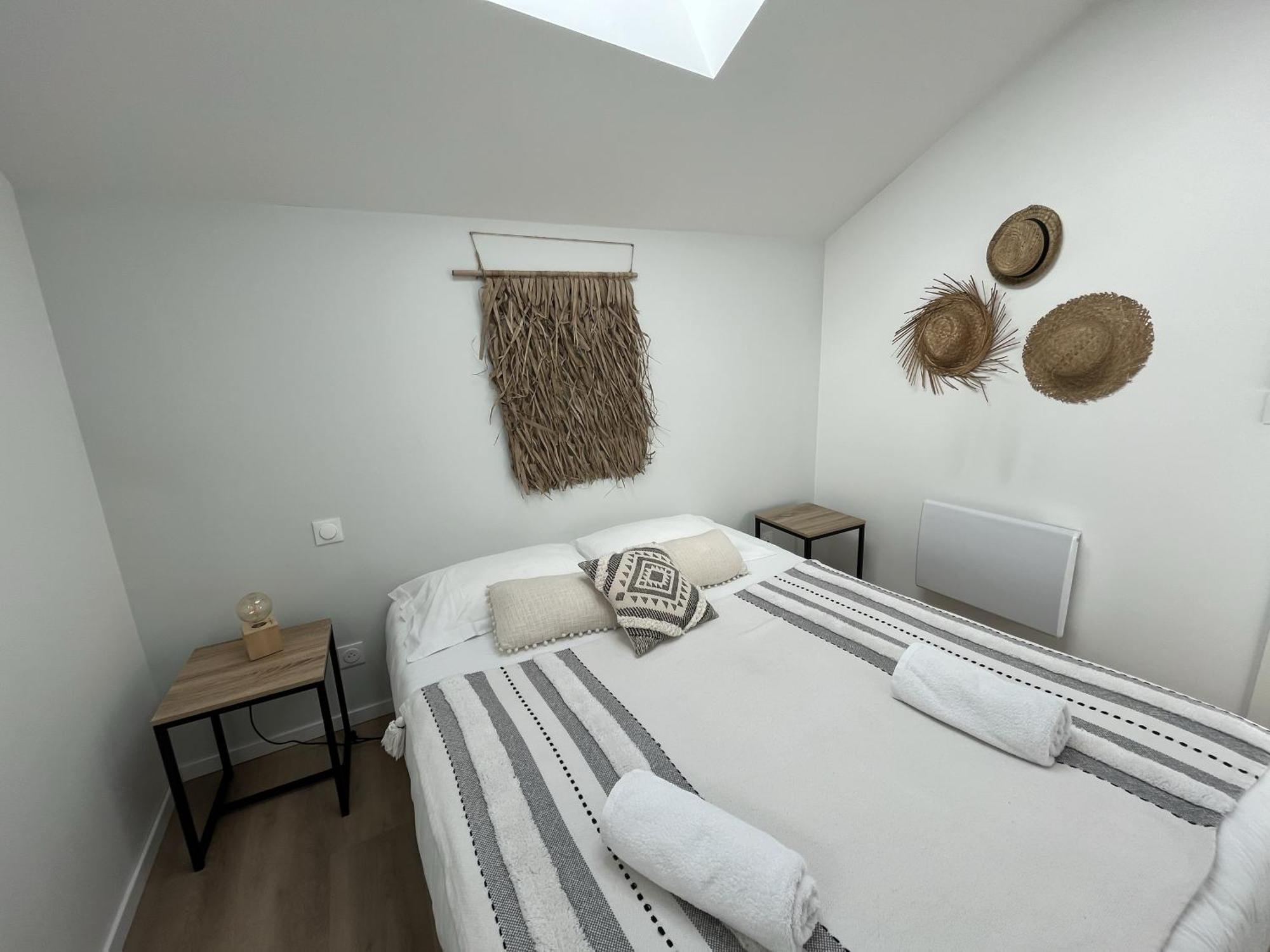 Appart-Hotel N 3 Avec Terrasse, Piscine, Petit-Dejeuner Et Parking Prive Chouzelot Kültér fotó