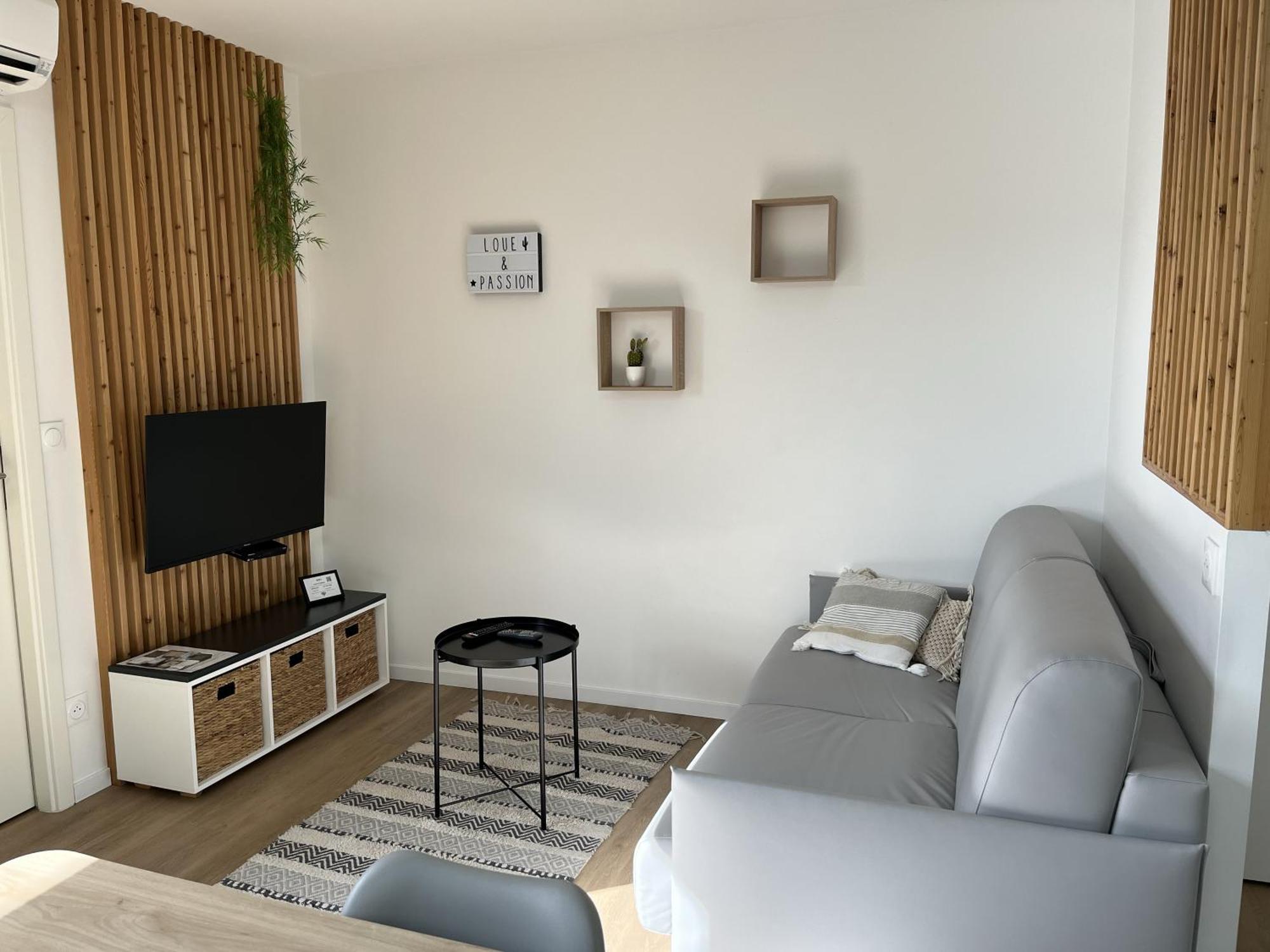 Appart-Hotel N 3 Avec Terrasse, Piscine, Petit-Dejeuner Et Parking Prive Chouzelot Kültér fotó