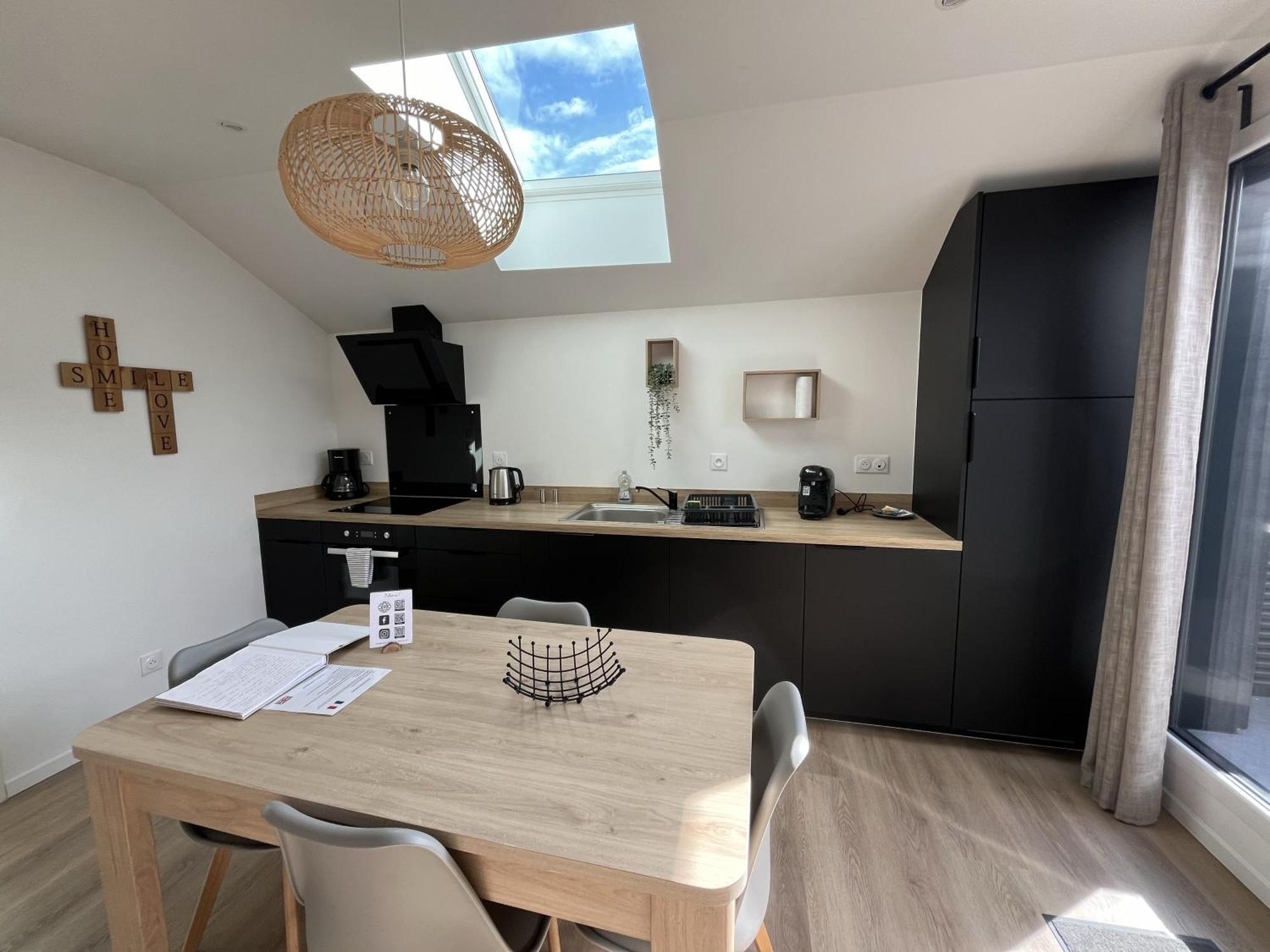 Appart-Hotel N 3 Avec Terrasse, Piscine, Petit-Dejeuner Et Parking Prive Chouzelot Kültér fotó